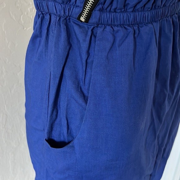Blue Cotton Dress with Front Zipper and Pockets - Picture 4 of 5